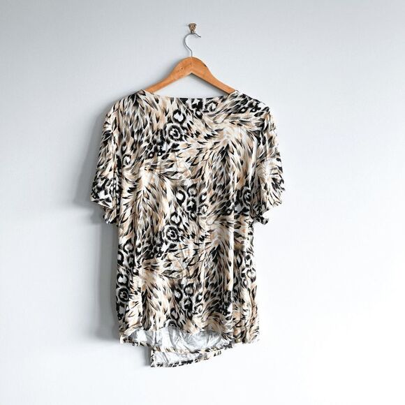 Laura Plus Women Wrap Top Animal Print Short Sleeve Plus Size 3X - Picture 2 of 6